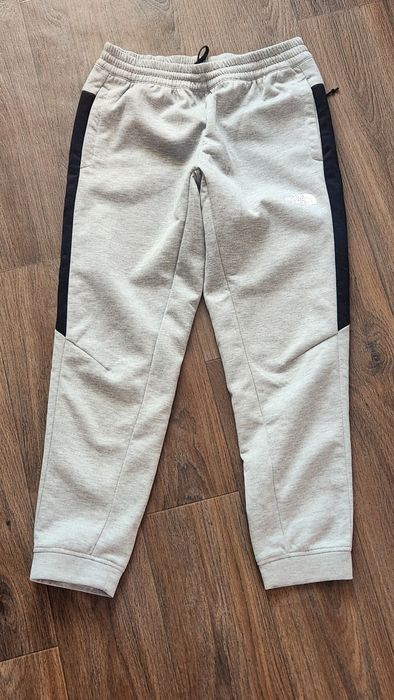 Оригінальні спортивні штани  The north face