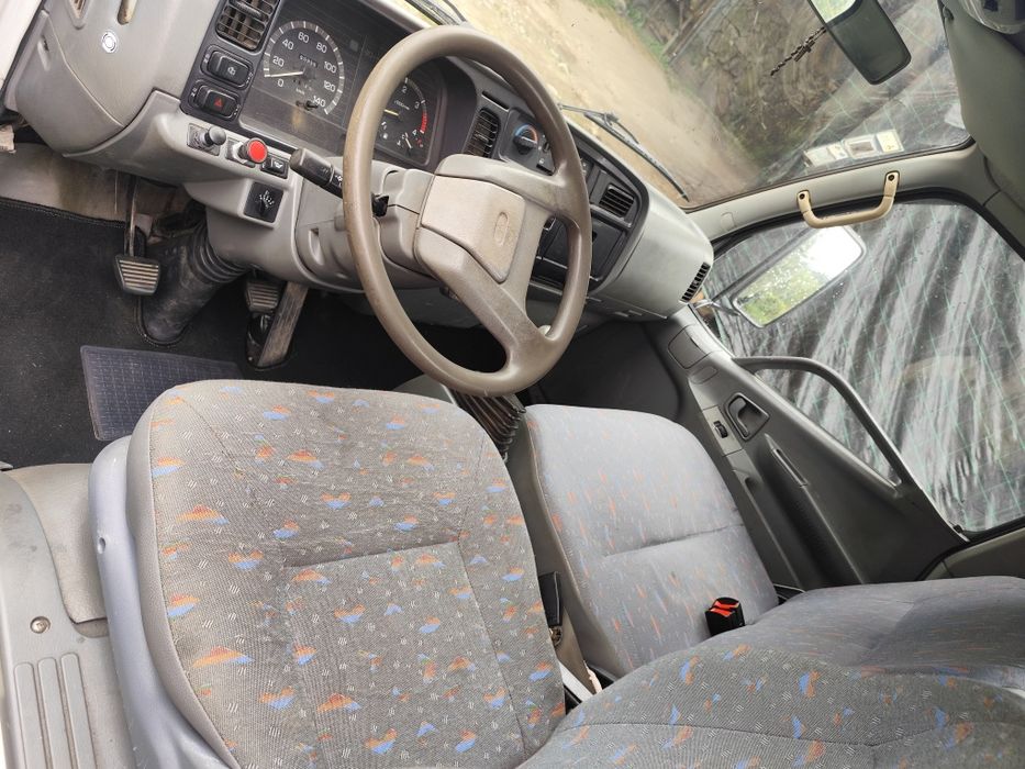Vendo Carrinha Mitsubishi Canter Tribasculante