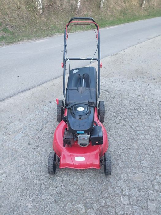 Kosiarka spalinowa z napędem