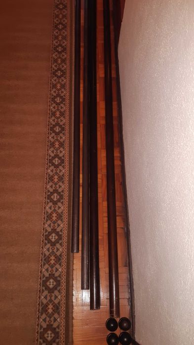 Varões duplos em madeira com argolas