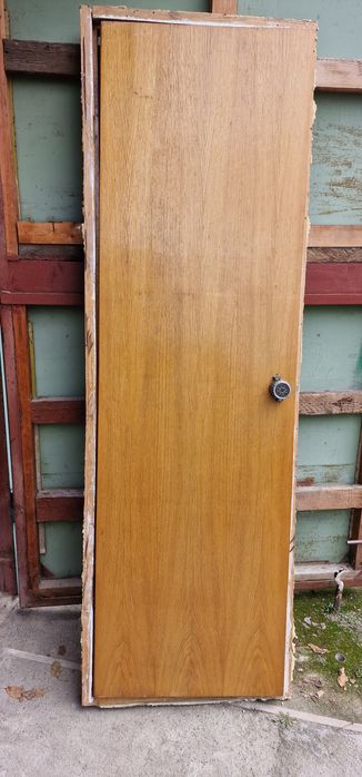 Продам Б/У двері