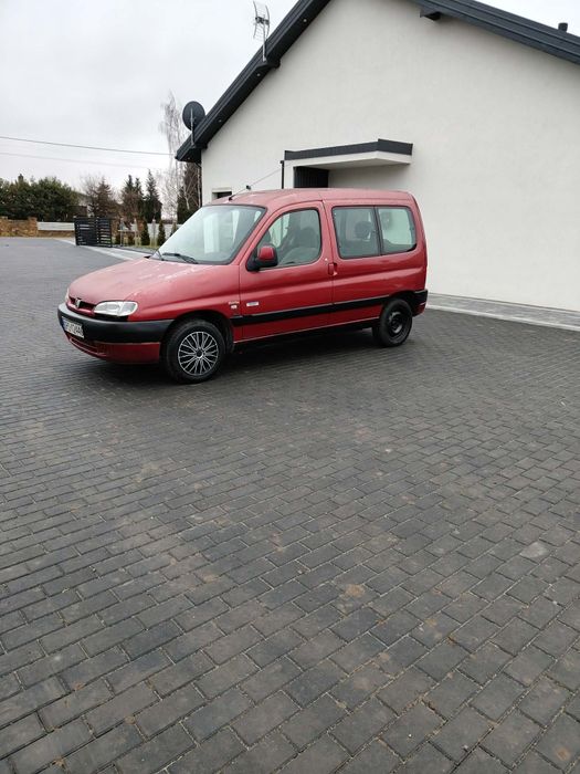 Peugeot partner husky 2002 r 2*0 diesel zwykły