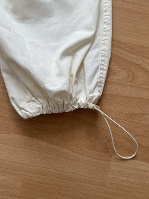 Spodnie typu parachute