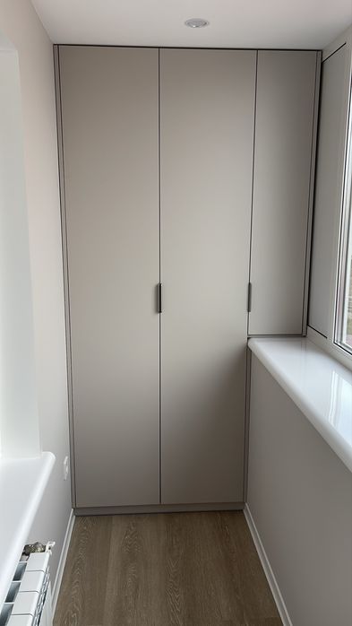 Меблі на замовлення у Запоріжжі: кухні, шафи, гардеробні