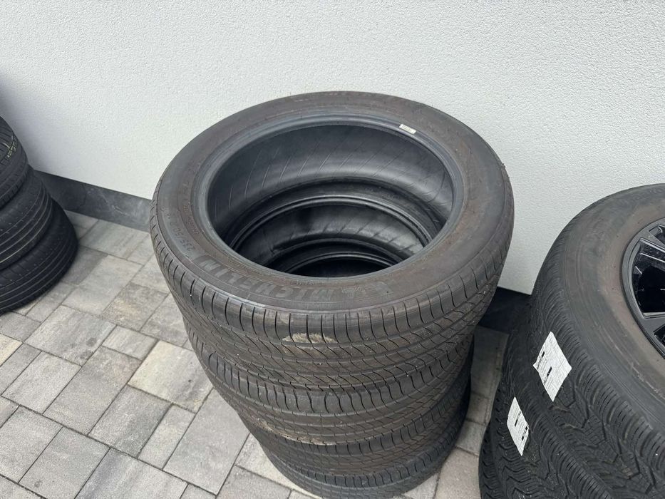 Шини 235/50r19..