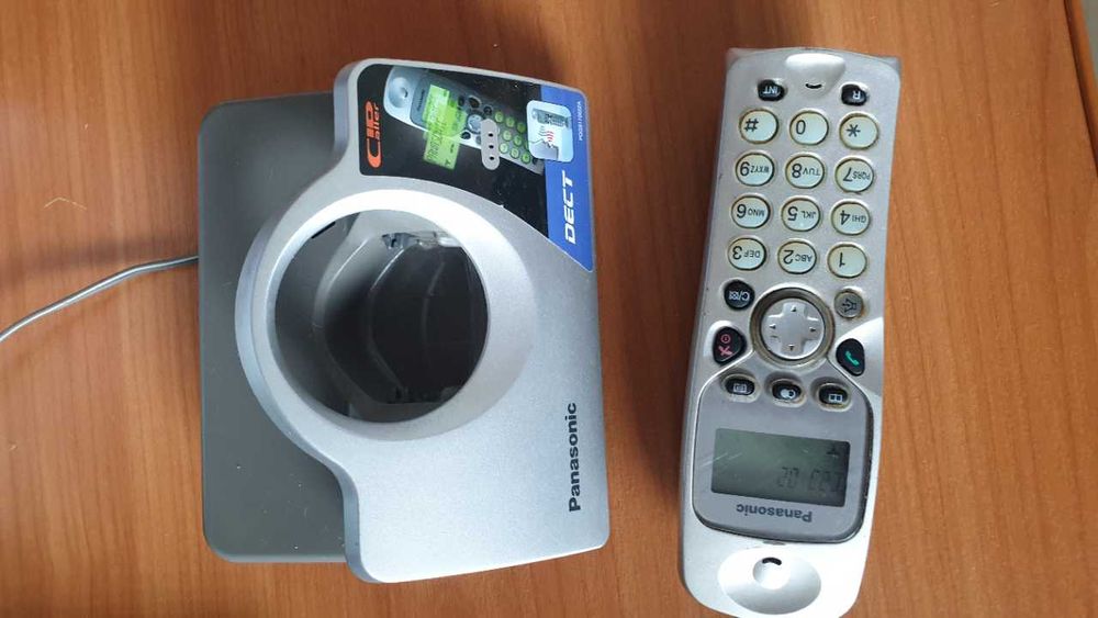 STACJA BAZOWA Panasonic kx-tcd440es słuchawka kx-a144es