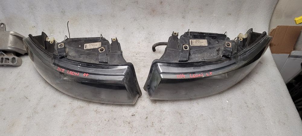 lampy przód seat leon