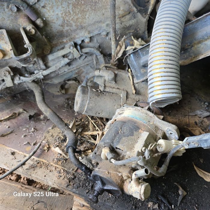 Motor isuzu 2.2D