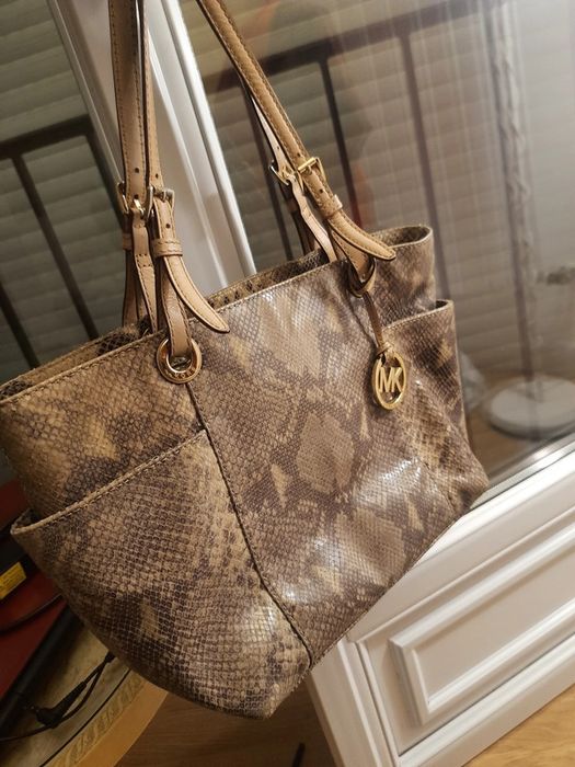 Сумка кожаная Michael Kors