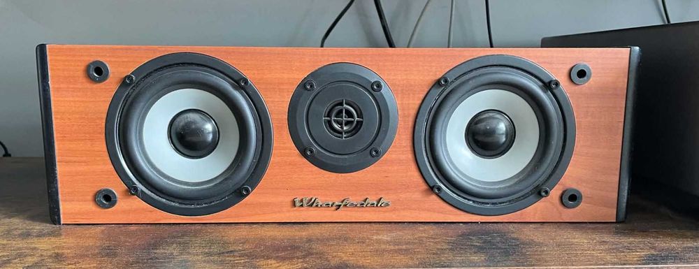 Zestaw głośników w systemie 5.0 firmy Wharfedale