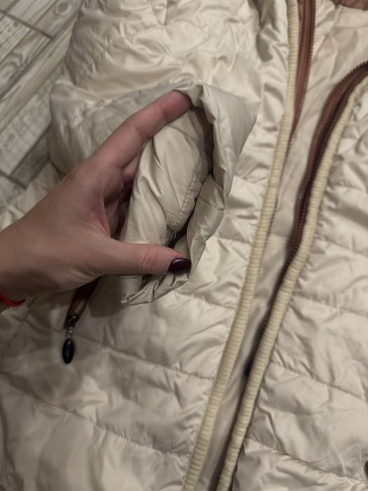 Куртка жіноча пуховик