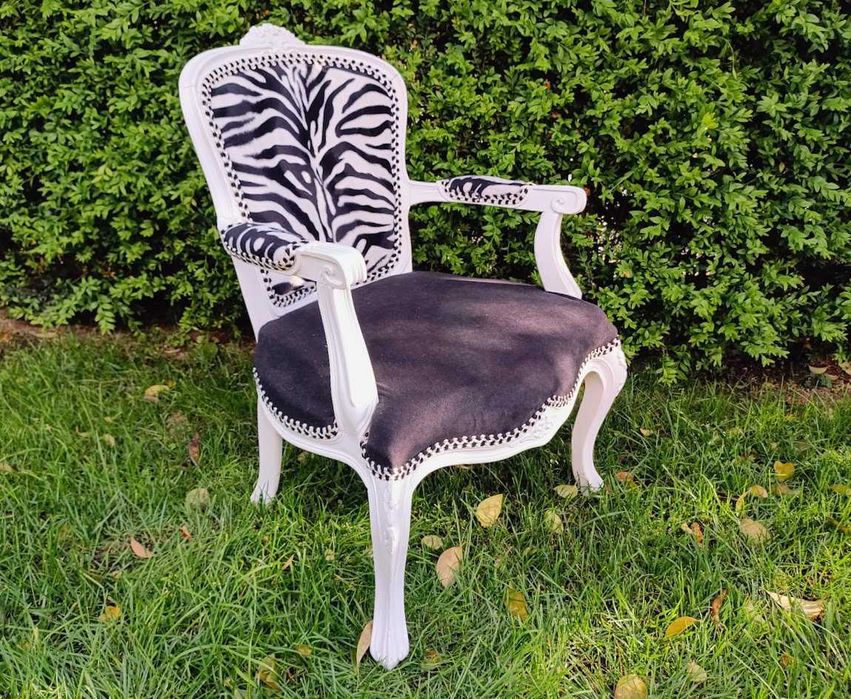 Poltrona antiga barroca “fauteuil” estilo Louis XV restaurada