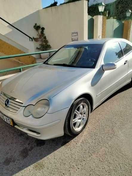Vendo carro Mercedes 220 cdi coupe