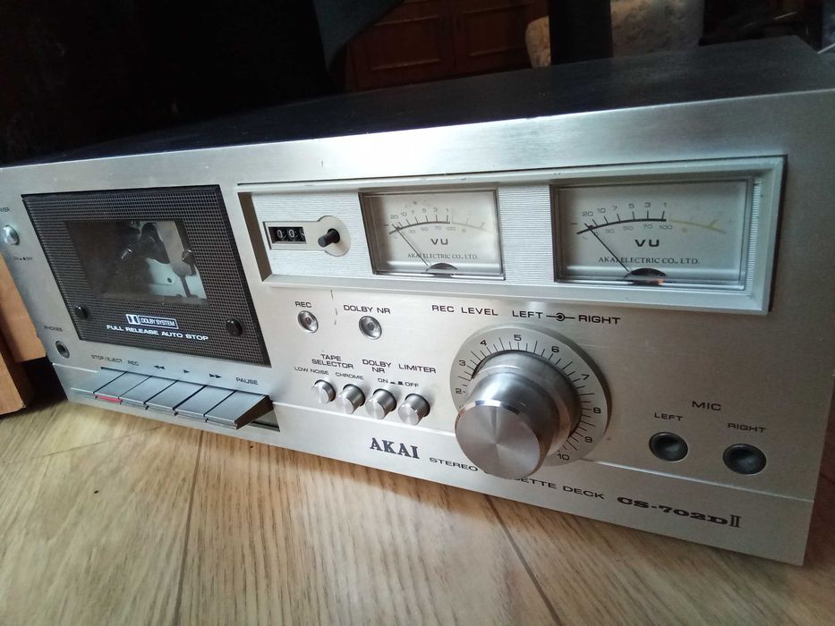 Magnetofon AKAI CS-702 II Made in Japan z lat 70-tych.