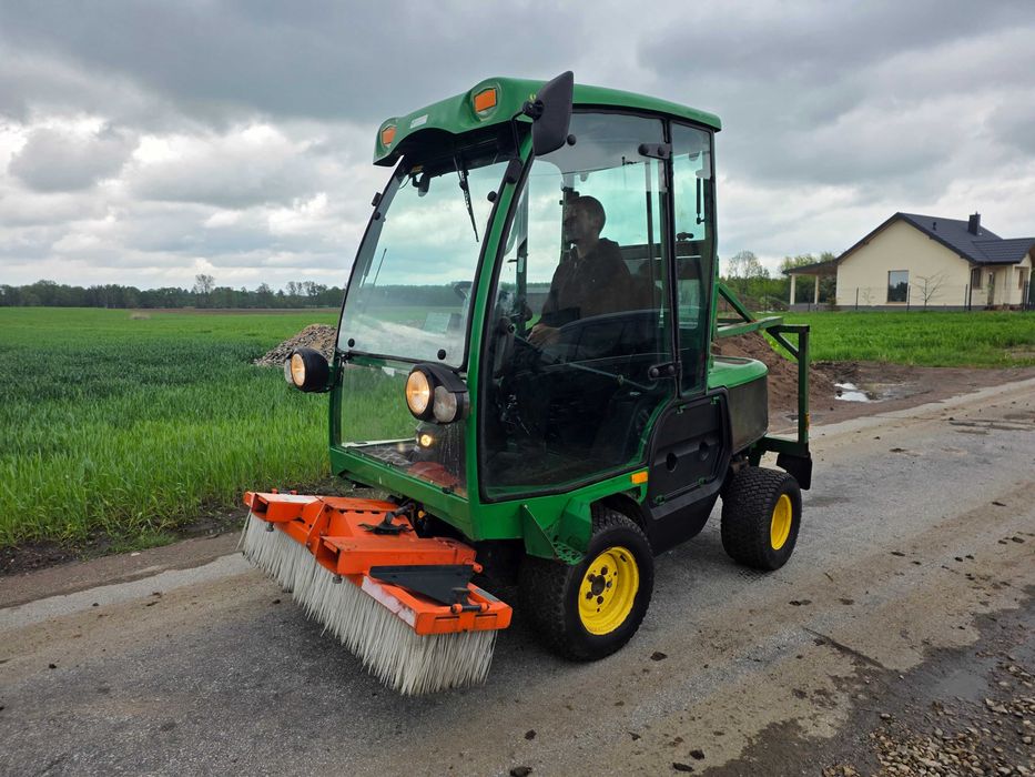 Zamiatarka szczotka John Deere Nośnik narzędzi komunalny pług zgarniacz