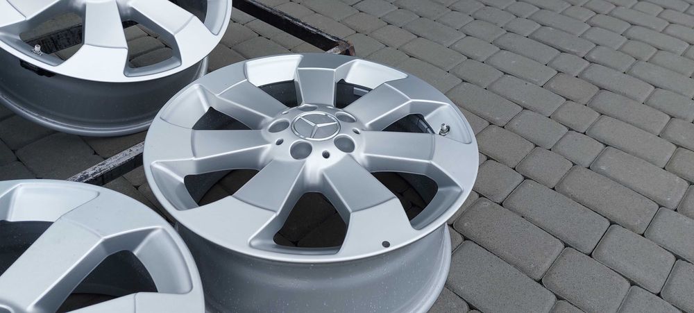 Диски Mercedes R18 5x112 8J ET56,5 GL class X166 GLS M class W166