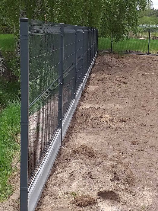 Ogrodzenie panelowe z montażem