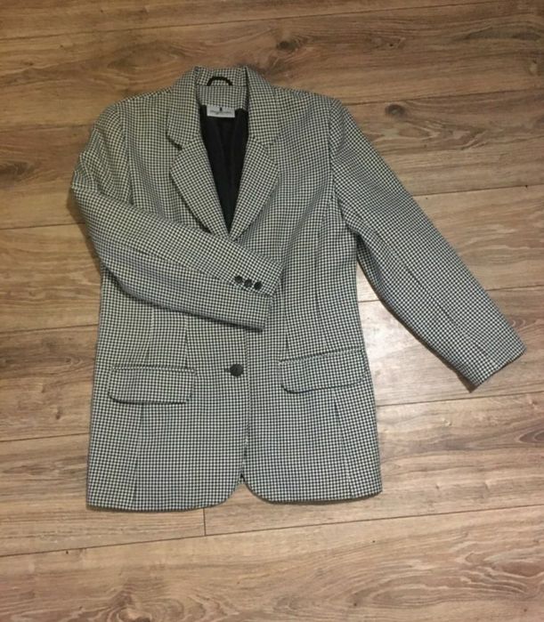 Продам женский пиджак
