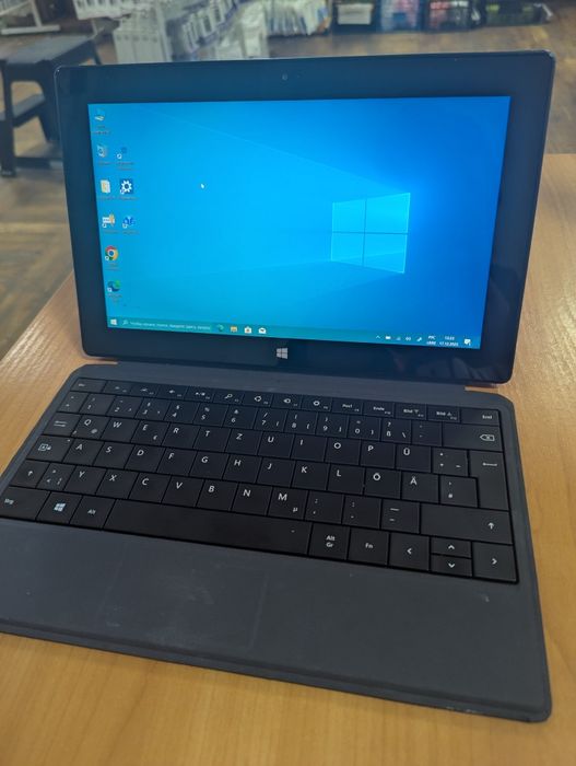 Планшет-ноутбук Surface pro 2  4/64gb