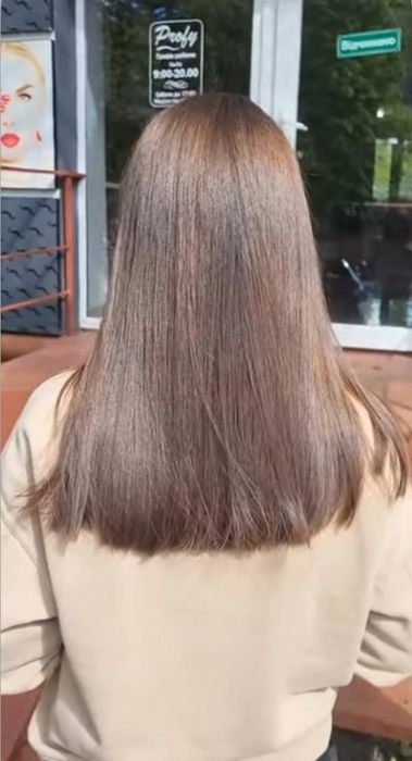 Всі види перукарських послуг.Манікюр,педикюр,брови.