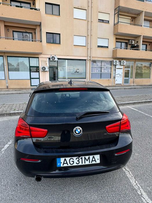 BMW 116D Pack M interior, Teto Panorâmico — photo 5