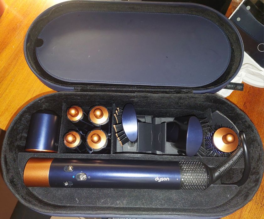 Продам Dyson Airwrap! Чудовий подарунок!  Хороший стан!