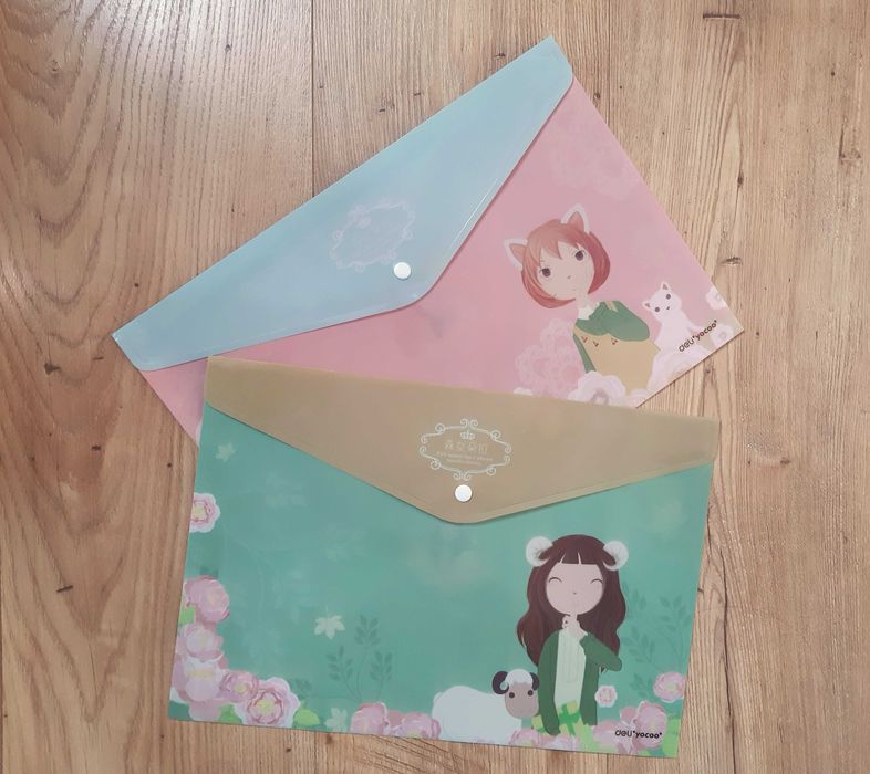 2 x pastelowa teczka plastikowa A4 z zatrzaskiem