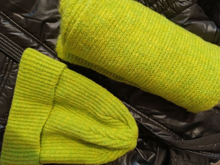 Komplet Limonka szal plus czapka Nowy