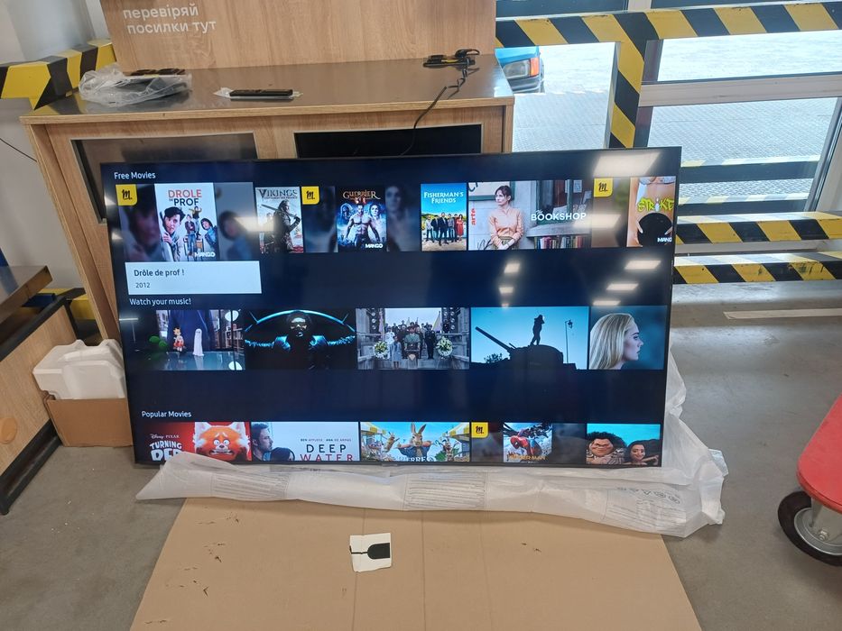 Новий телевізор 75 дюймів Самсунг Samsung Smart TV 4K ULTRA HD