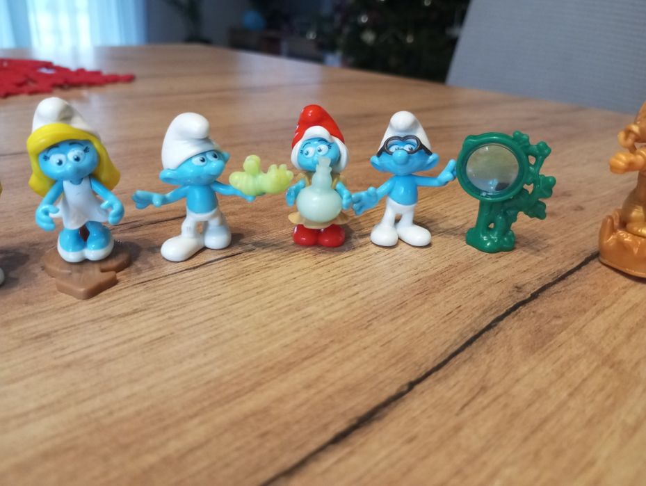 Figurki smerfy kolekcja