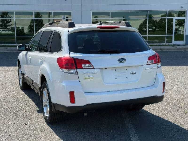 2013 Subaru Outback 2.5i Limited