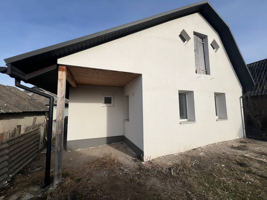 Продаж будинку в Стрижавці
