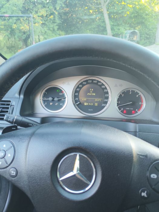 Mercedes w204 3.0 CDI. Pakiet 6.3 AMG