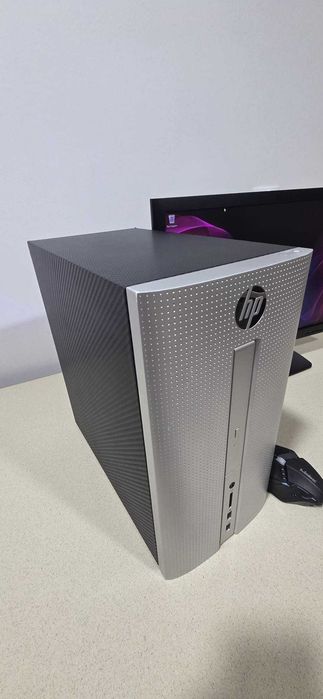 Computador AMD com Monitor HP Pro de 20 polegadas/ SSD/ Windows/ Office