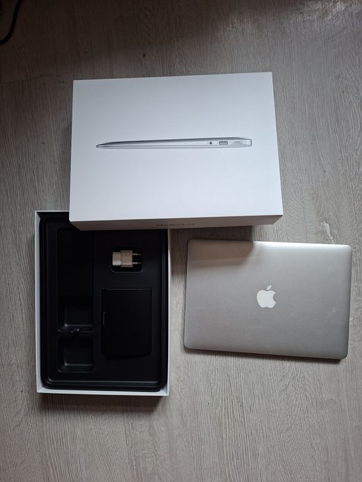Komputer, MacBook Apple