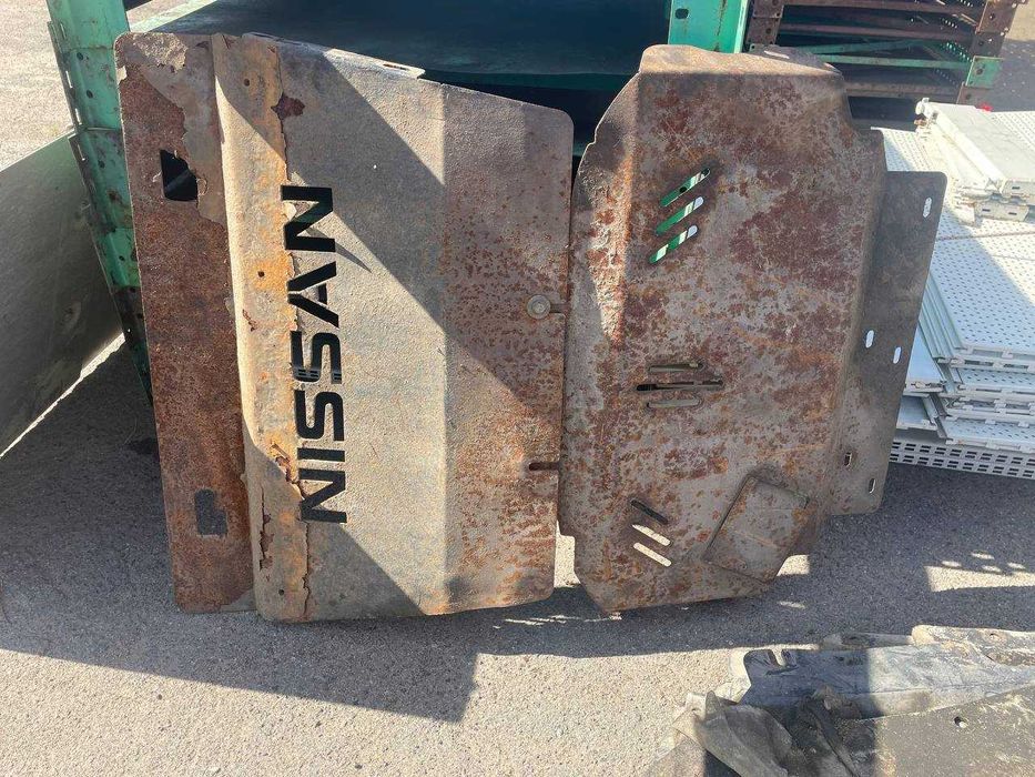 Захист защита двигуна Nissan Navara D40. Nissan Pathfinder R51 YD25