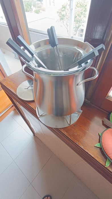 Fondue Bodum completo em aço inox nunca usado