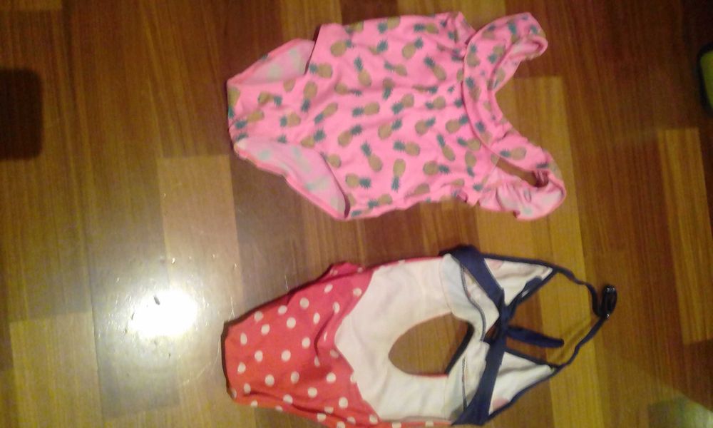 Fatos de banho em muito bom estado