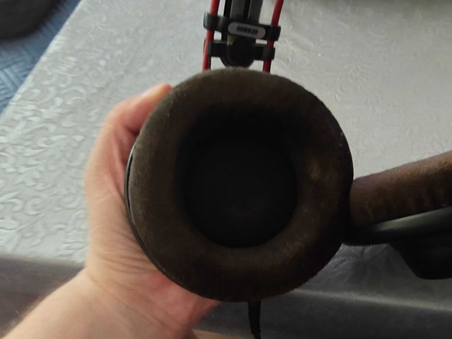 Słuchawki Massdrop AKG K7XX