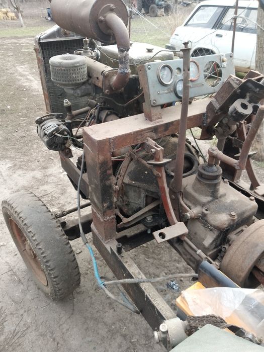 Продаж дизельного двигуна 2Ч8.5