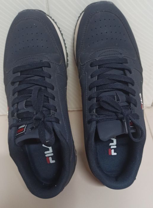 Sapatilhas Fila novas azul marinho