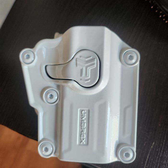 Kabura. Ruch Drogowy.Walther P99. Glock. Biała. 360