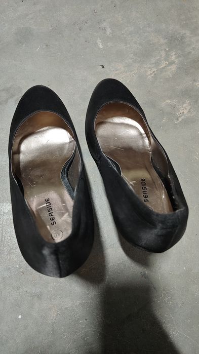 Sapatos de Salto Alto Pretos Seaside – Tam. 40 (Cláss