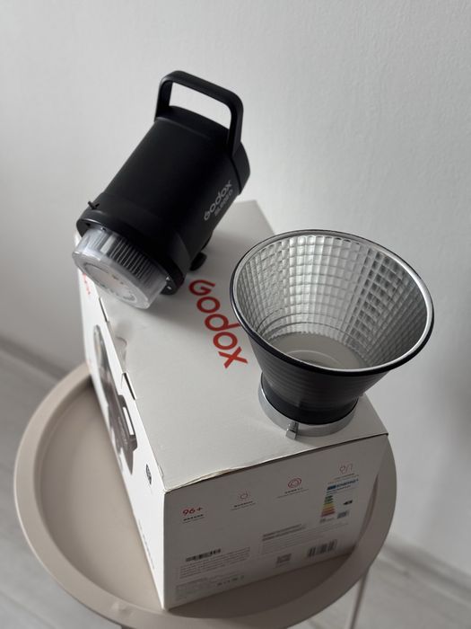 Постійне світло godox sl60 ii D та софтбокс TRIOPO 90