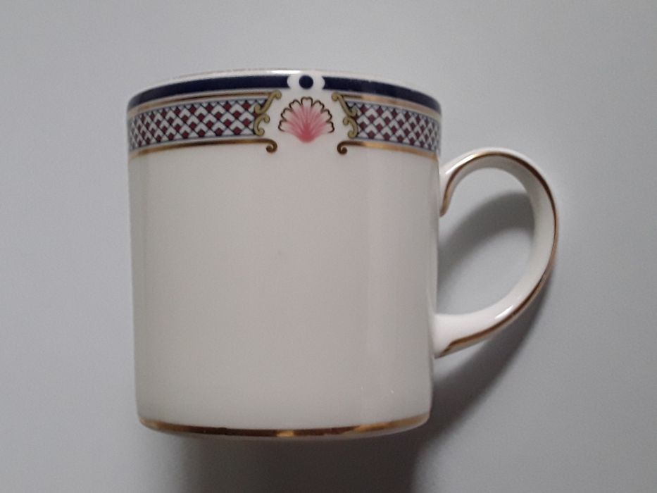 Chávena de café expresso Wedgwood Waverley England