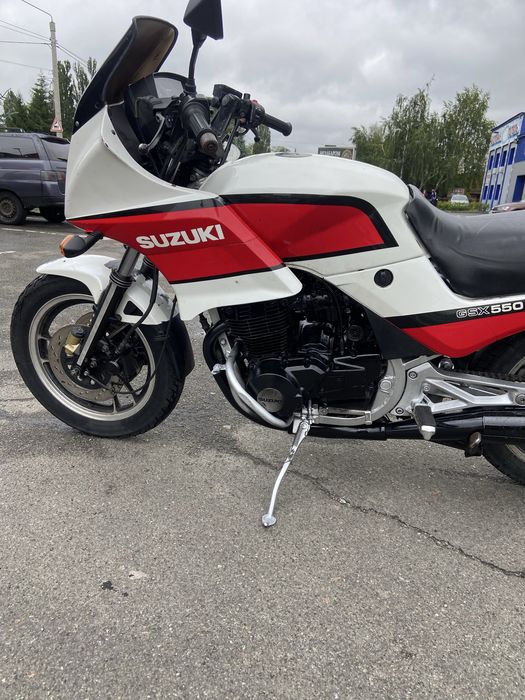 Suzukl GSX550ES