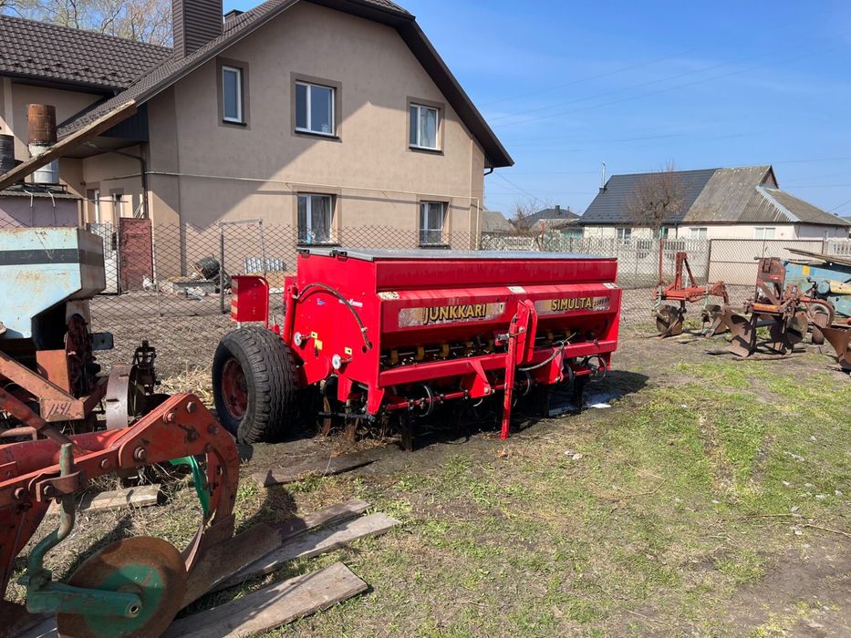 Сівалка дискова причіпна навісна Simulta 2.5 м з міндобривом сошникова