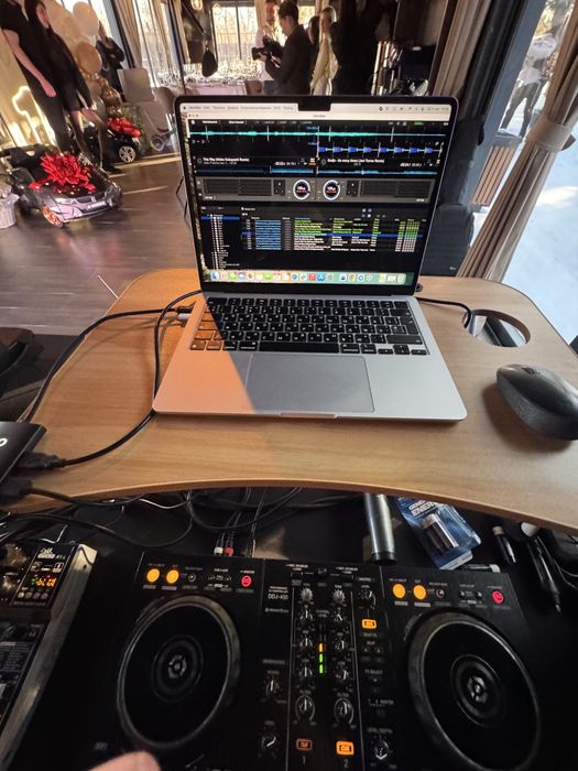 Диджей Полтава DJ Ді-джей Музика Весілля Свадьба День Юбилей