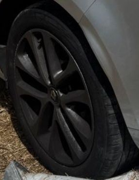 Vende-se 3 jantes com pneus de um Renault Mégane versão RFB BH2 versão especial da GT Line de 2020