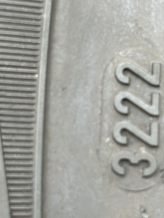 28 Opony Letnie Pirelli 255/45/20 Bardzo Ładne